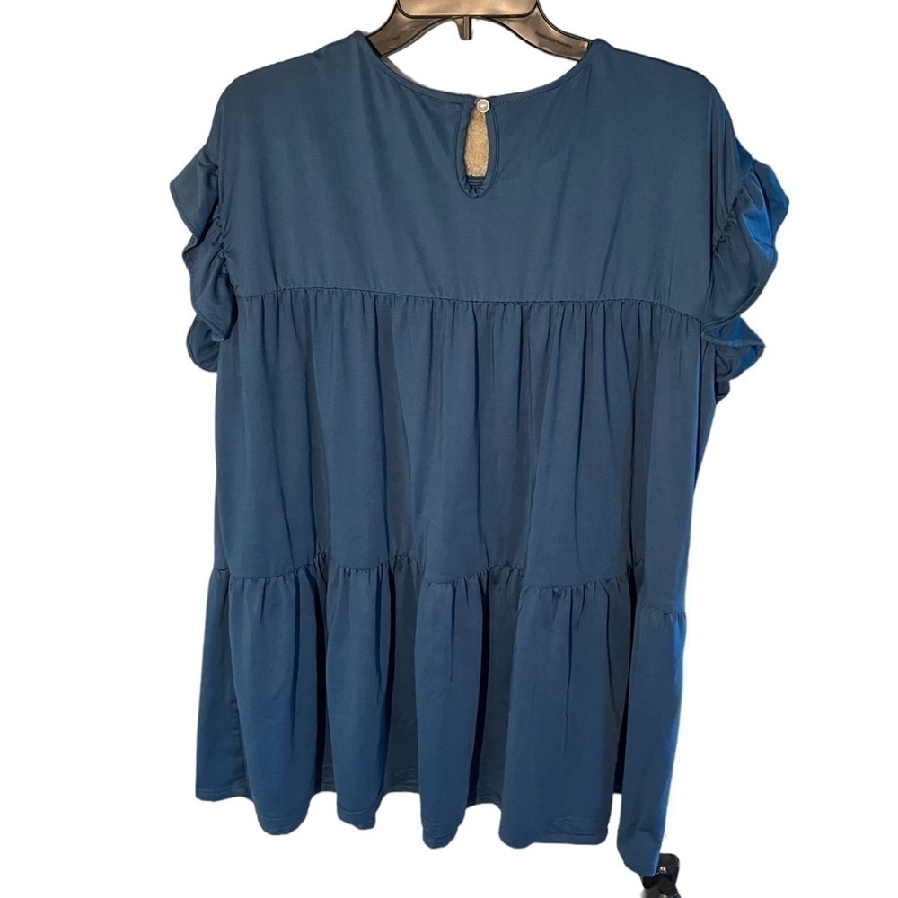 Adorable Keyhole Ruffled Baby Doll Top - Picture 2 of 8